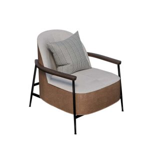 Amoire Lounge Chair